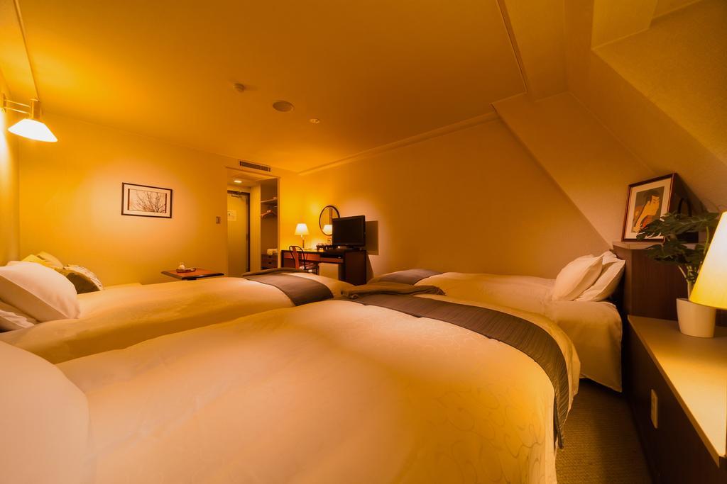 Hakuba Springs Hotel Exterior photo
