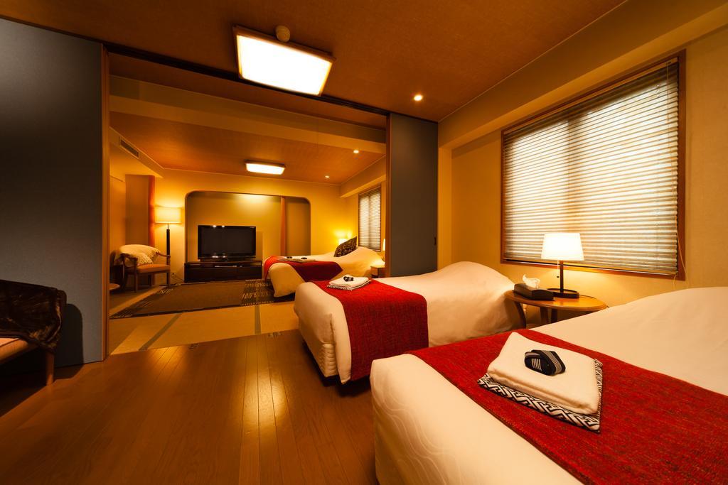 Hakuba Springs Hotel Exterior photo